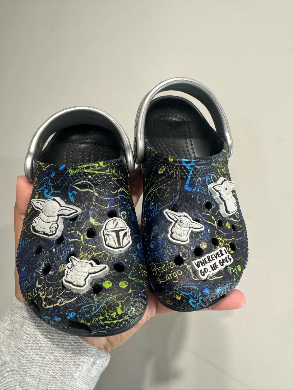 Crocs Star Wars Mandalorian Grogu Classic Clogs Kids C8 Discontinued Toddler
